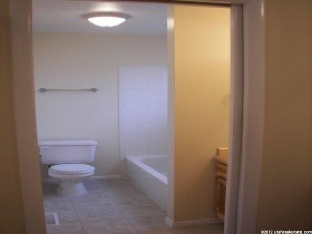 1073 E Oakridge Cir S, Sandy, UT 84094 — photo 9