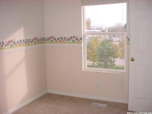 422 E 525 S, Clearfield, UT 84015 — photo 5