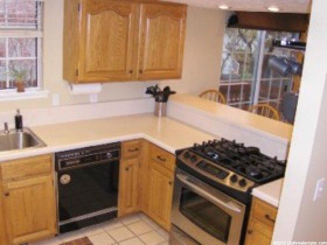 624 E Downing St, Midvale, UT 84047 — photo 2