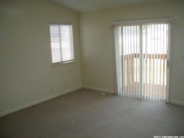 698 W 1900 N, Clinton, UT 84015 — photo 9