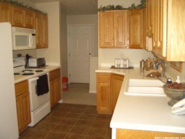 2313 N 2350 W, Clinton, UT 84015 — photo 3