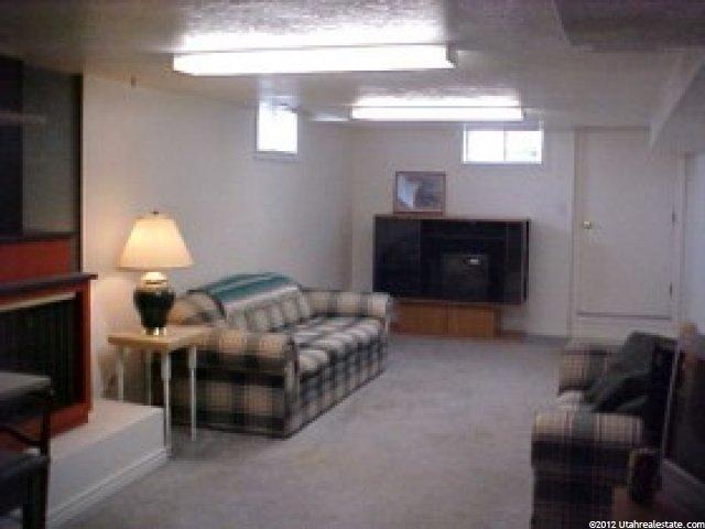 5830 S 2325 W, Roy, UT 84067 — photo 6