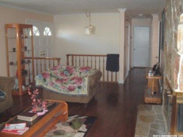 3198 E Oakcliff Dr, Holladay, UT 84124 — photo 3