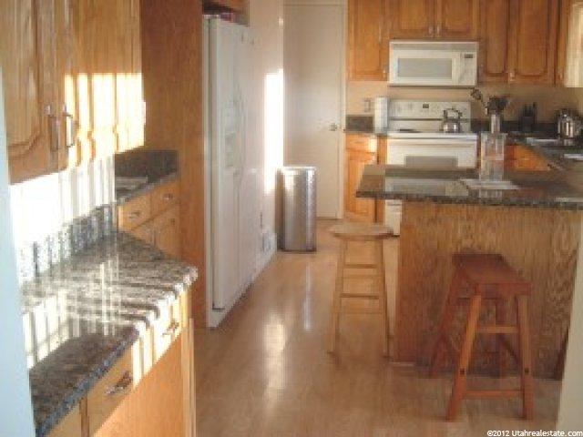 3198 E Oakcliff Dr, Holladay, UT 84124 — photo 4