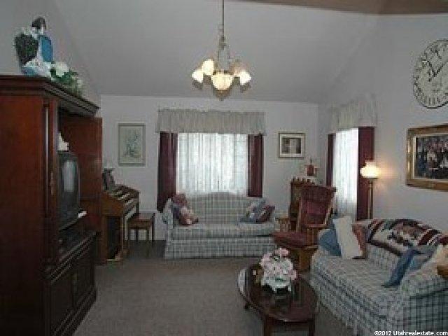 190 S 1100 W, West Bountiful, UT 84087 — photo 4
