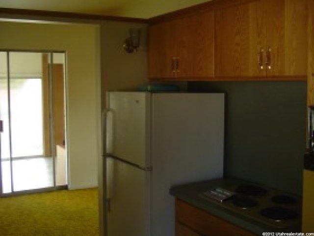 9262 S Sneddon Dr E, Sandy, UT 84070 — photo 5