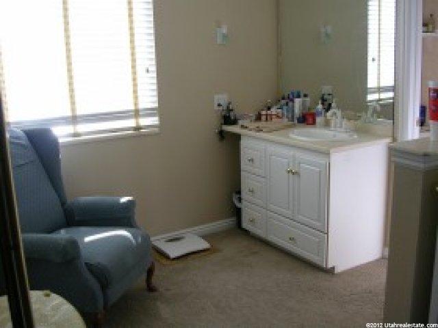 1216 E Cedar Ridge Rd, Sandy, UT 84094 — photo 3