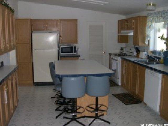75 E 200 S, Circleville, UT 84723 — photo 6