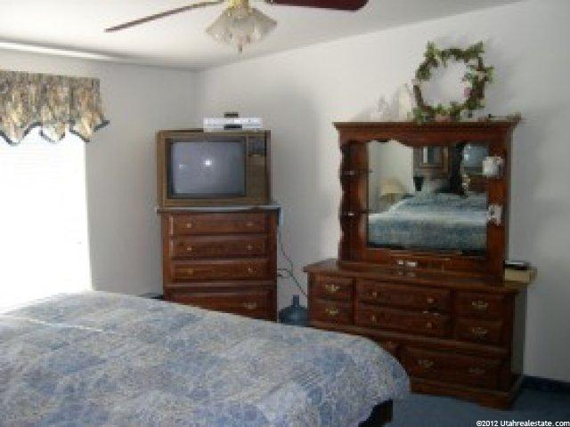 75 E 200 S, Circleville, UT 84723 — photo 9