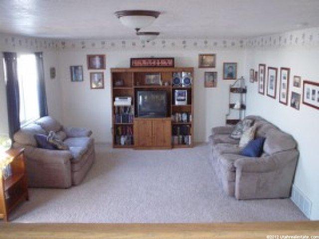 1972 S 575 E, Clearfield, UT 84015 — photo 6