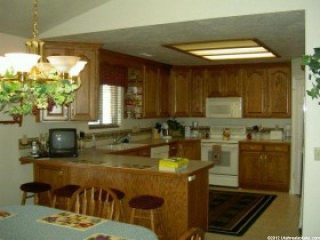 1717 N 950 W, Clinton, UT 84015 — photo 3