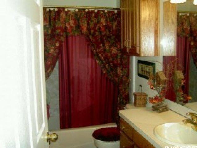 1717 N 950 W, Clinton, UT 84015 — photo 6