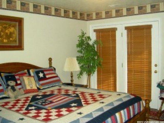 1717 N 950 W, Clinton, UT 84015 — photo 9