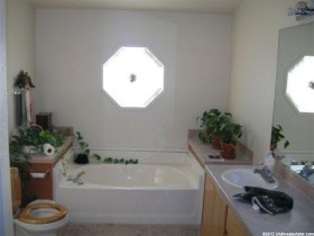 2341 E 5500 N, Malad City, ID 83252 — photo 6