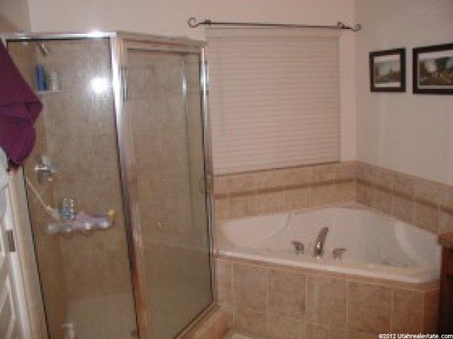 677 N 2325 W, Layton, UT 84041 — photo 7