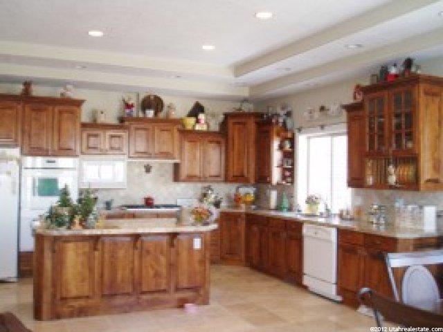 543 Greystone Dr, Farmington, UT 84025 — photo 4