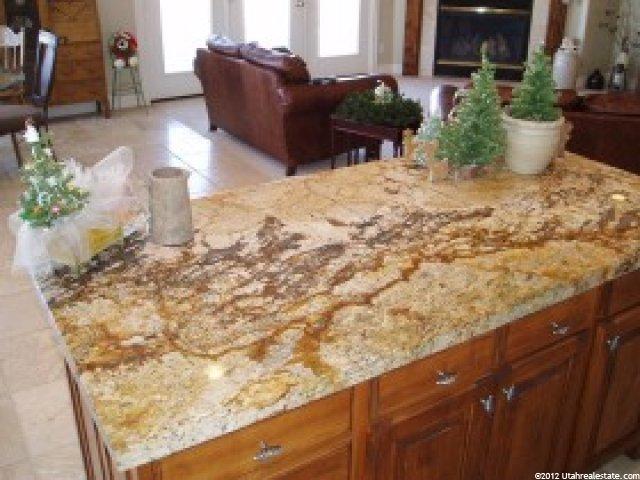 543 Greystone Dr, Farmington, UT 84025 — photo 5
