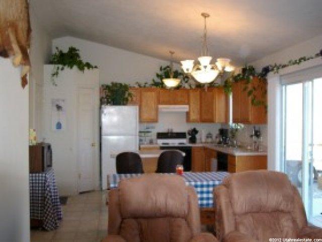 3168 N Pelican Dr, Farr West, UT 84404 — photo 2