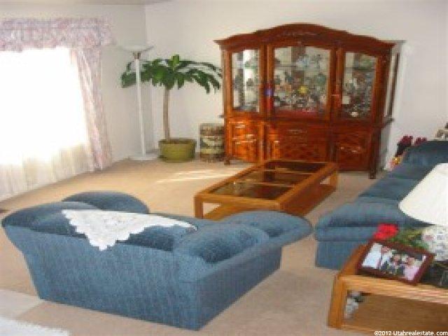 1982 Jenny Ln, Clearfield, UT 84015 — photo 4