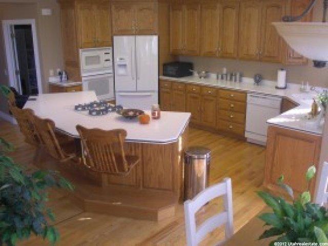 201 W 5600 S, Washington Terrace, UT 84405 — photo 6