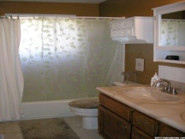 310 E 1000 N, Harrisville, UT 84404 — photo 2
