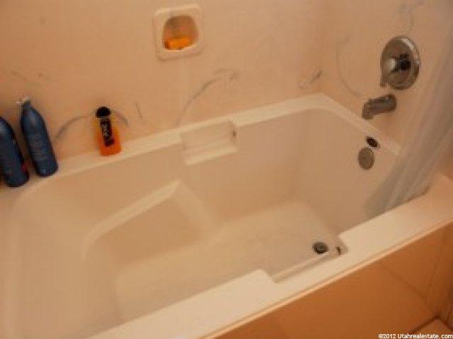 1796 W 1975 S, Syracuse, UT 84075 — photo 9