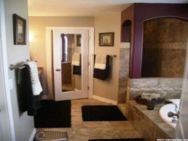 1541 W 975 S, Layton, UT 84041 — photo 8