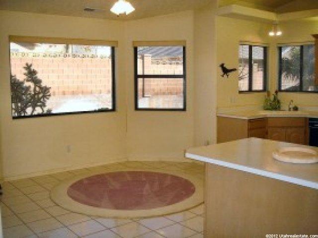 10 N Valley View Dr #2, St. George, UT 84770 — photo 4
