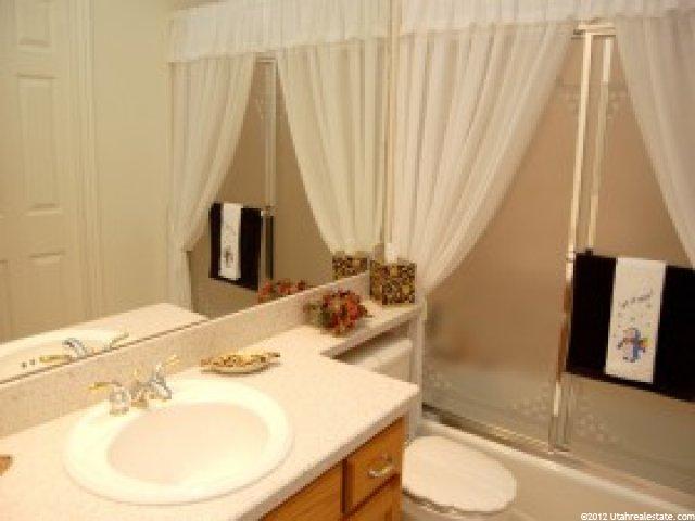1587 E 275 N, Layton, UT 84040 — photo 11