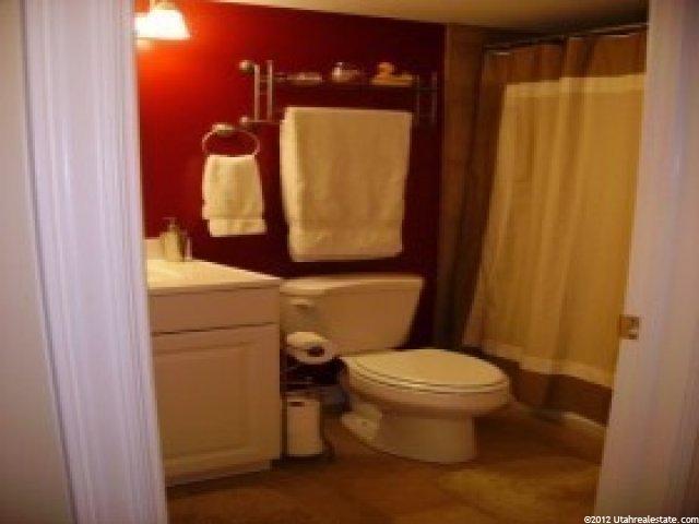 4158 S 3320 E, Holladay, UT 84124 — photo 3