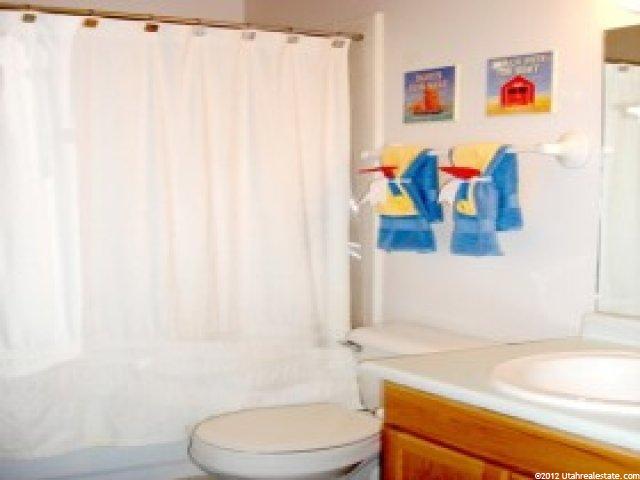 16 E Courtyard Ln, Centerville, UT 84014 — photo 3