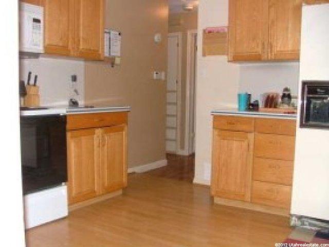 134 E 900 N, Bountiful, UT 84010 — photo 4