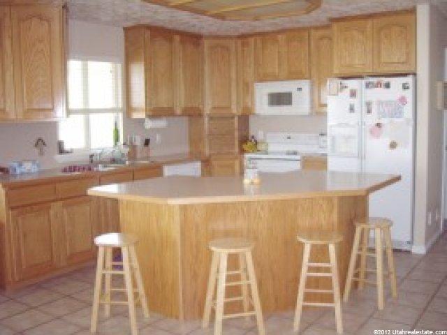4762 W 3450 S, West Haven, UT 84401 — photo 10