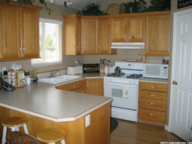 963 Rainbow Dr, Logan, UT 84321 — photo 4