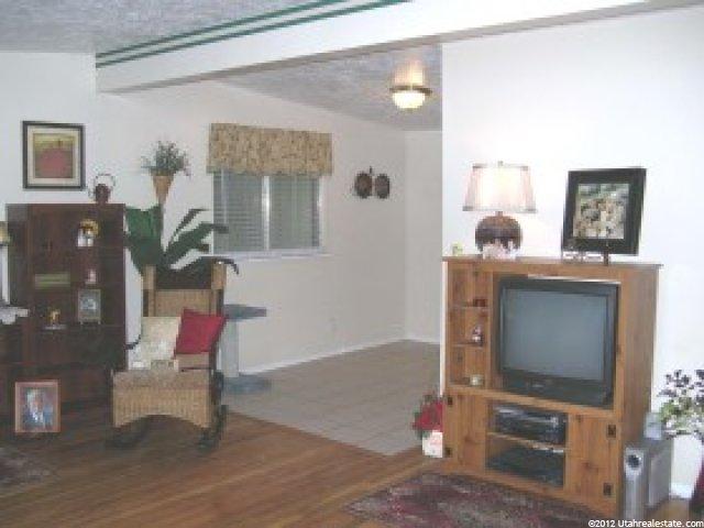 261 W 1400 N, Bountiful, UT 84010 — photo 10