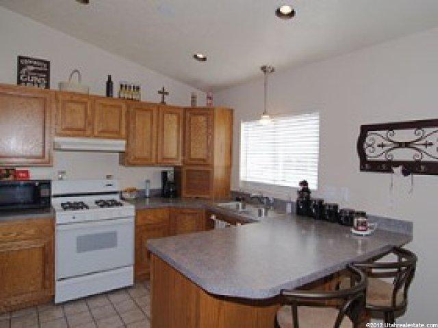 101 W 2050 S, Clearfield, UT 84015 — photo 3