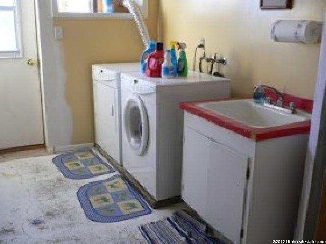 279 W 300 N, Bicknell, UT 84715 — photo 10