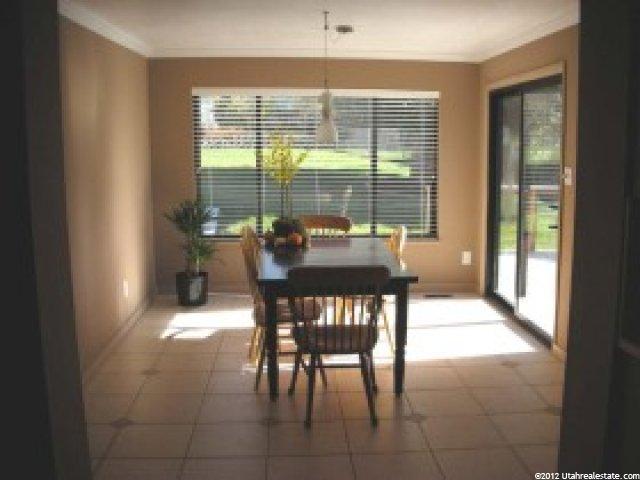 622 Crestwood Cir, Bountiful, UT 84010 — photo 3