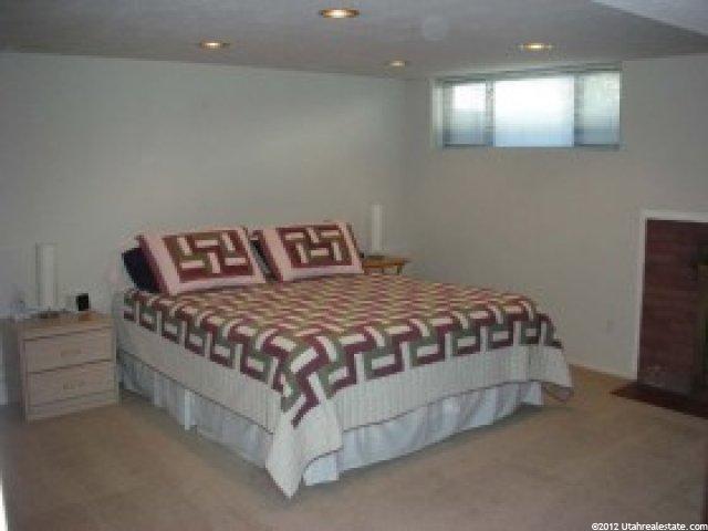 622 Crestwood Cir, Bountiful, UT 84010 — photo 8