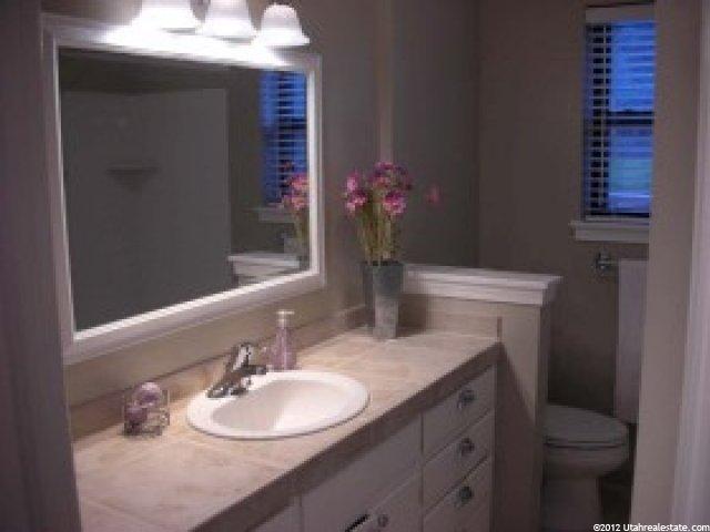 622 Crestwood Cir, Bountiful, UT 84010 — photo 9