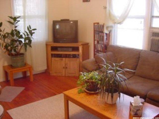 3860 Grandview Dr, Ogden, UT 84403 — photo 3