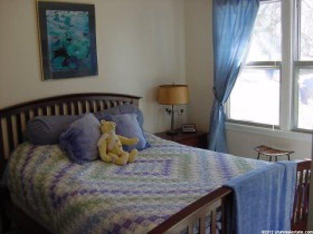 3860 Grandview Dr, Ogden, UT 84403 — photo 5