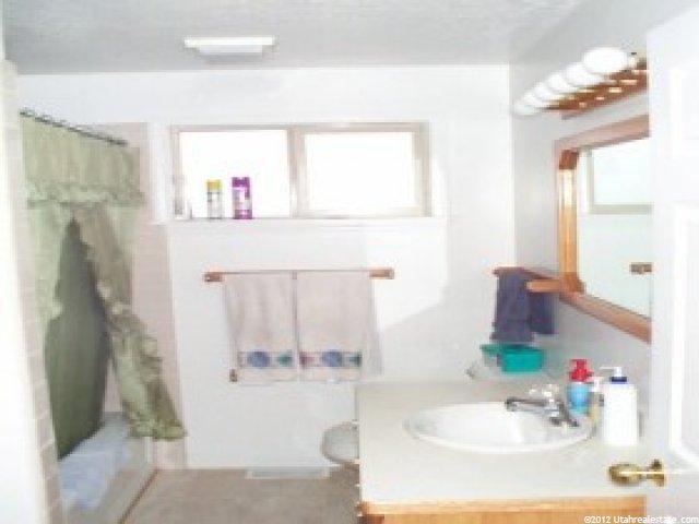 42 N 700 E, Roosevelt, UT 84066 — photo 5
