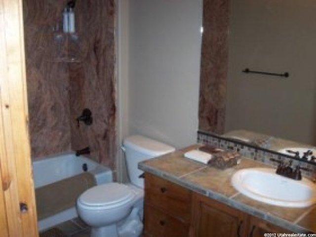 3904 Mitchell Dr, Santa Clara, UT 84765 — photo 4