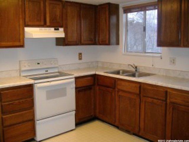 5026 S 2825 W, Roy, UT 84067 — photo 4