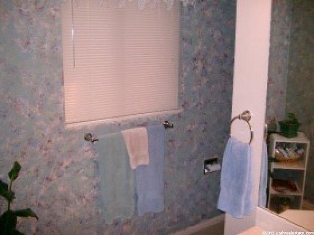 8054 S 2575 E, South Weber, UT 84405 — photo 9