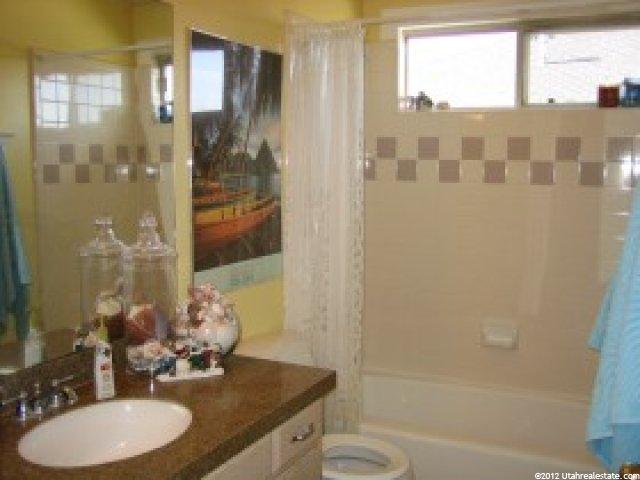 140 E 1350 N, Bountiful, UT 84010 — photo 8