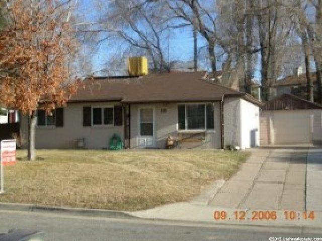 18 Airlane Dr, Clearfield, UT 84015 — photo 2