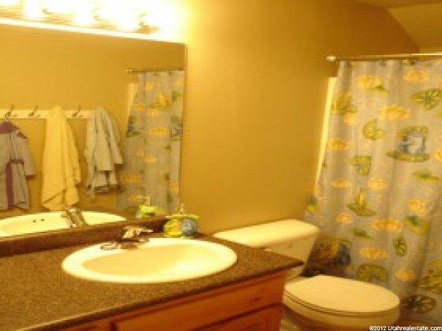 1084 Bridgecreek Ln, Layton, UT 84041 — photo 11