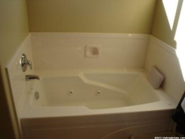 1084 Bridgecreek Ln, Layton, UT 84041 — photo 8